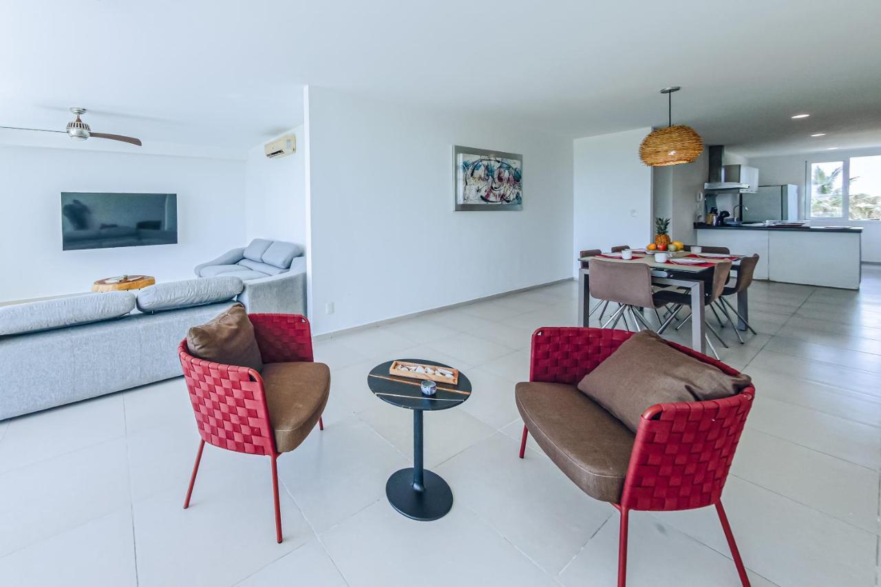 New Beachfront Luxury Apartments Канкун Экстерьер фото