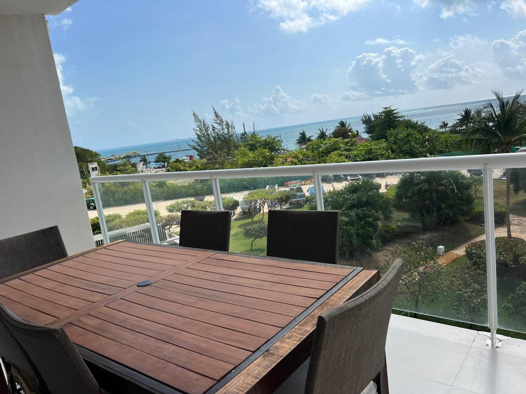 New Beachfront Luxury Apartments Канкун Экстерьер фото