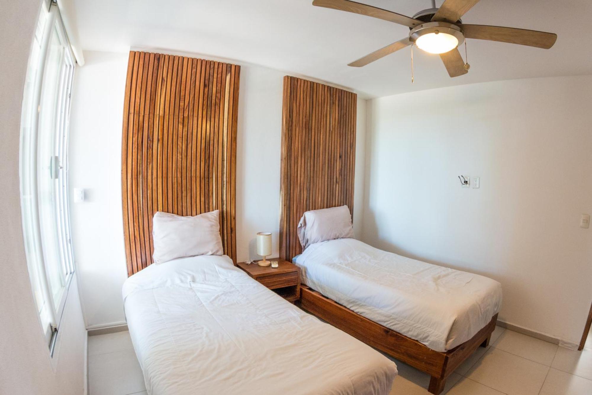 New Beachfront Luxury Apartments Канкун Экстерьер фото