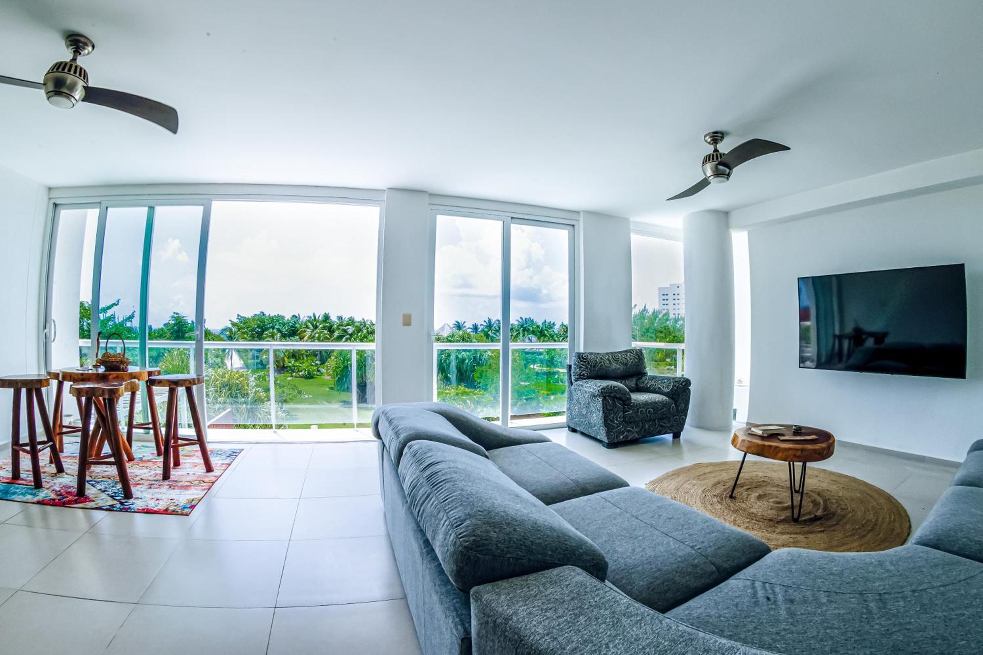 New Beachfront Luxury Apartments Канкун Экстерьер фото