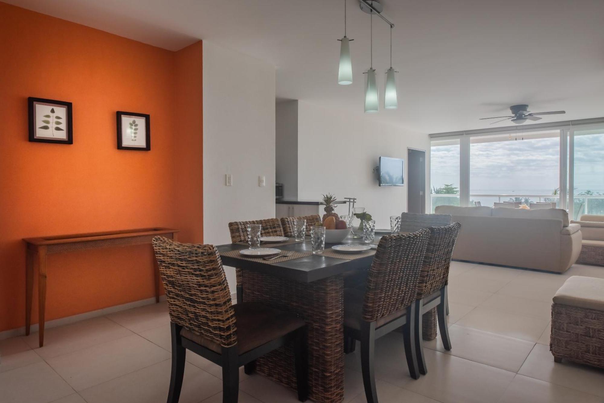New Beachfront Luxury Apartments Канкун Экстерьер фото