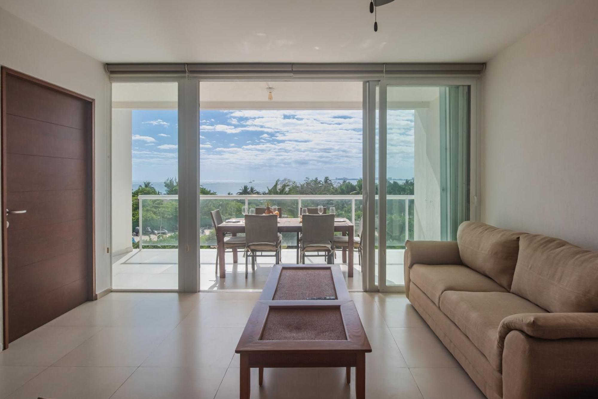 New Beachfront Luxury Apartments Канкун Экстерьер фото